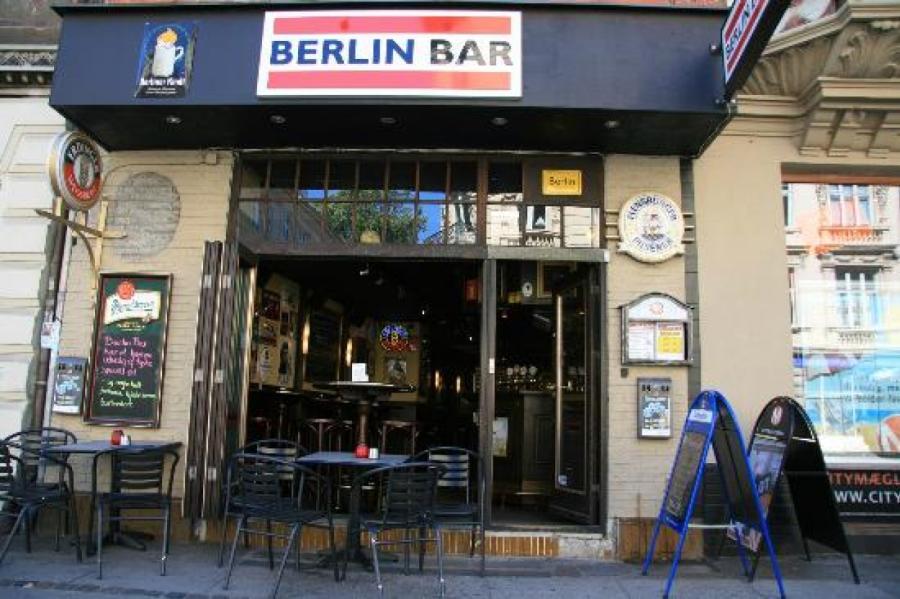 Vācijā tiesa atceļ aizliegumu bāriem un restorāniem strādāt pēc 23