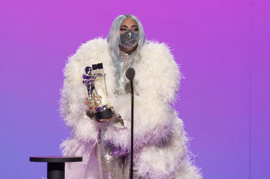 MTV Eiropas mūzikas balvu ceremonijā triumfē BTS un "Lady Gaga"