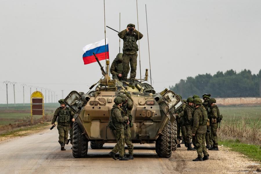 Krievija nosūta savus karavīrus uz Kalnu Karabahu