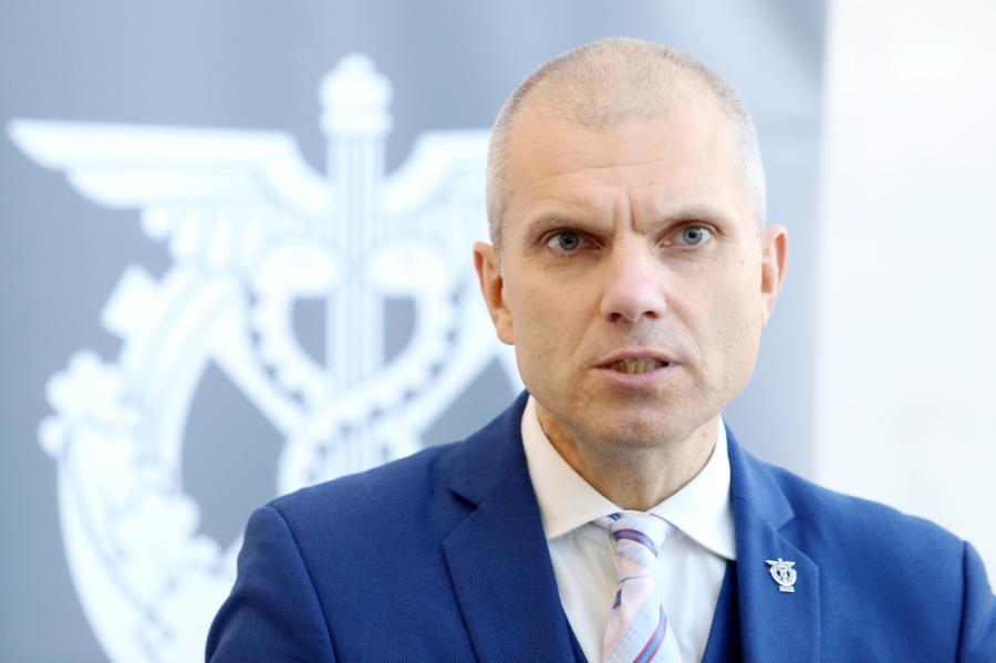 Rostovskis skarbi par valdību: Krīze tiek vadīta vāji, turpinās haotiska darbība