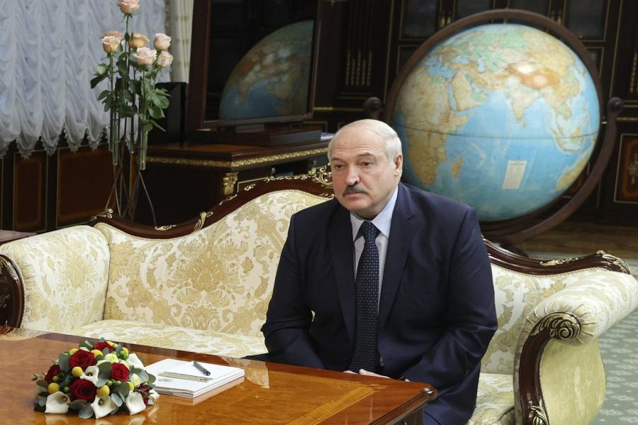 "Mums šo nelietību atkal grib piesviest!" Lukašenko kritizē vēlmi likvidēt varas