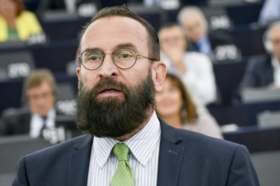 Ietekmīgs EP deputāts piedalās geju seksa orģijā, pārkāpjot Covid ierobežojumus
