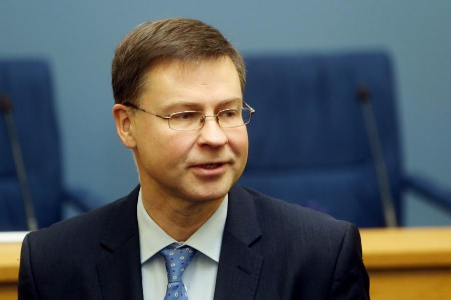 Dombrovskis: ekonomikas kritums Latvijā ir mazāks nekā vidēji ES