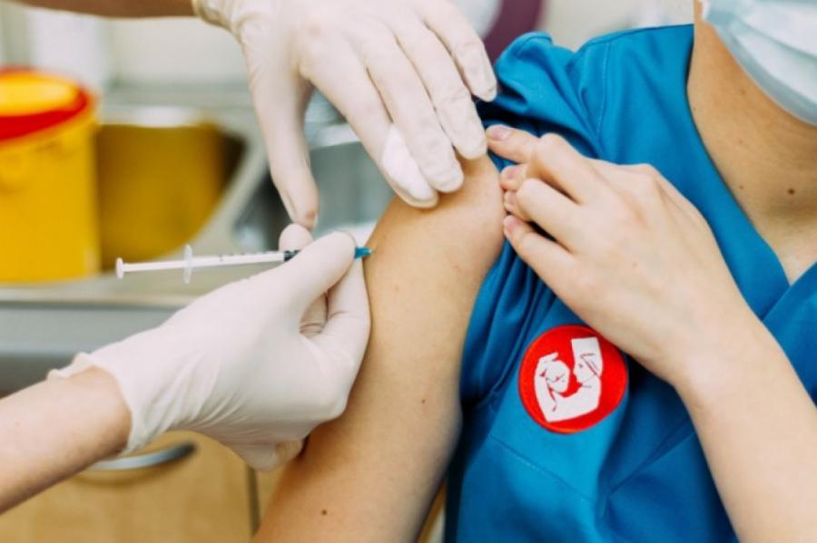 Pavļuts: janvārī visiem mediķiem nepietiks vakcīnu pret Covid-19