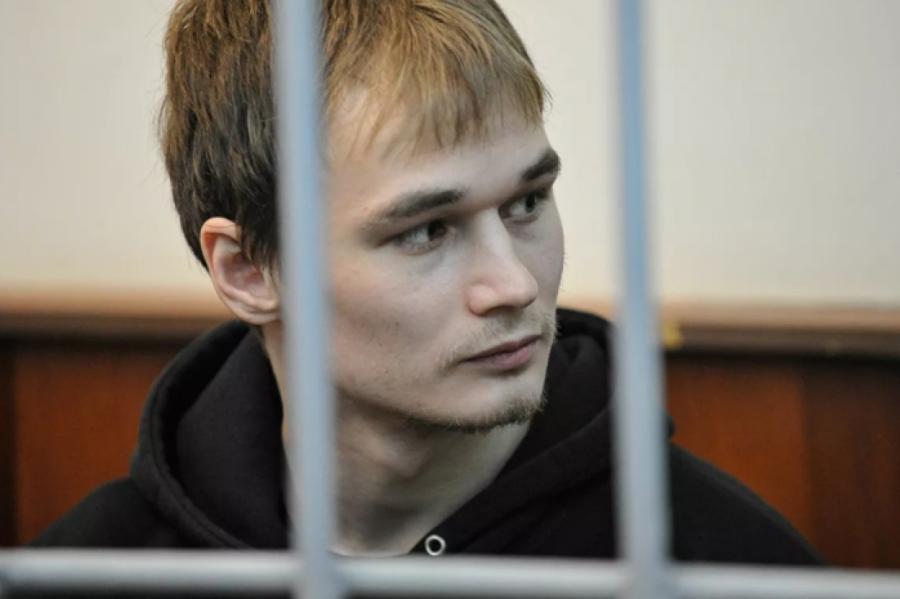 Par loga izsišanu Putina partijas birojam matemātiķim piespriež 6 gadus cietumā