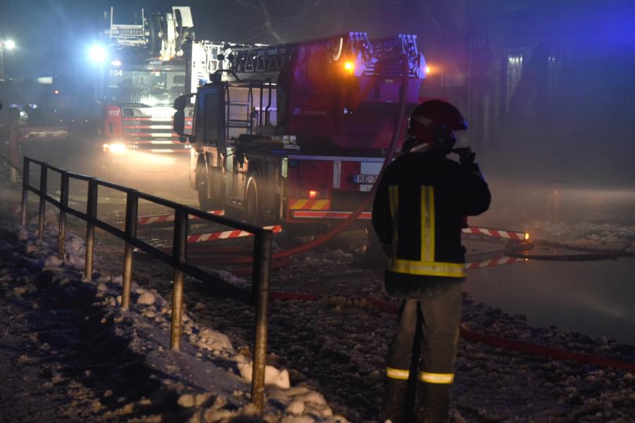 Traģiskā ceturtdiena: Ugunsgrēkos Rīgā un Liepājā gājuši bojā 2 cilvēki