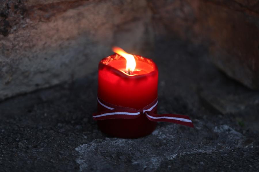 Notikusi traģiska avārija uz Saulkrastu-Bīriņu ceļa: Viens cilvēks gājis bojā