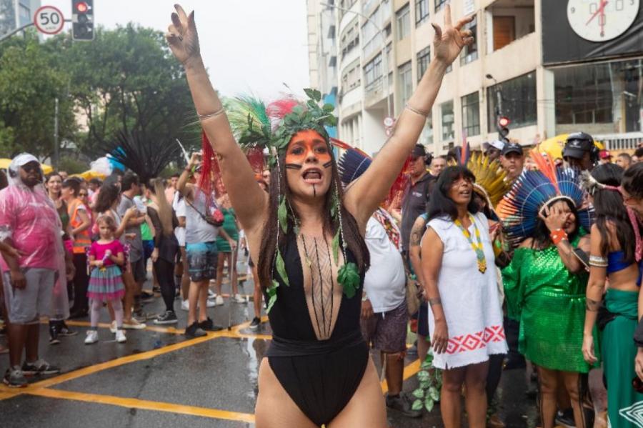Pandēmijas dēļ šogad pavisam atcelts uz jūliju pārceltais Riodežaneiro karnevāls
