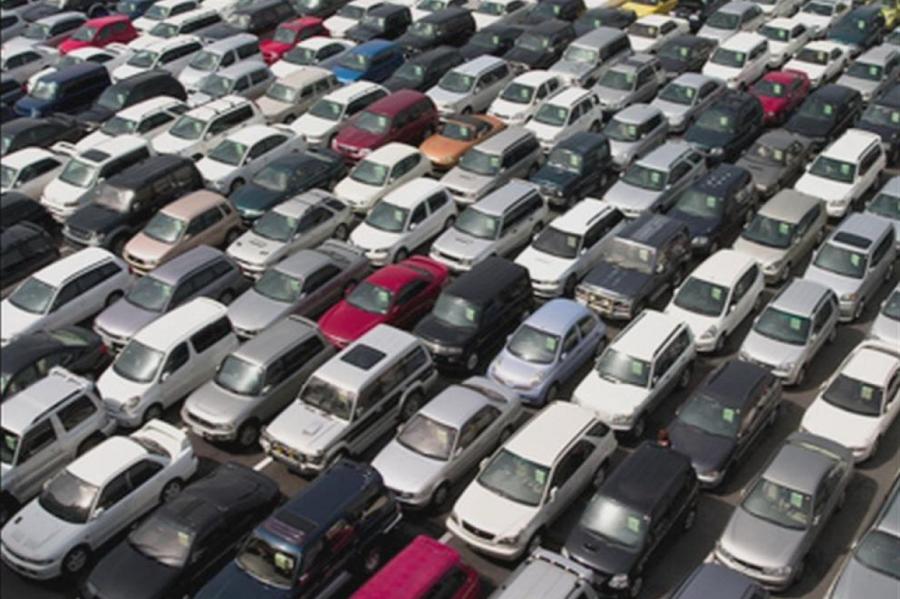 Latvijā janvārī reģistrēja par 34% mazāk lietotu vieglo automašīnu