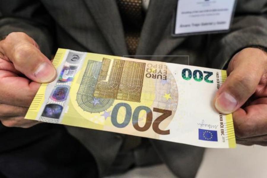 Valdība atbalstījusi 200 eiro pabalsta piešķiršanu pensionāriem un invalīdiem