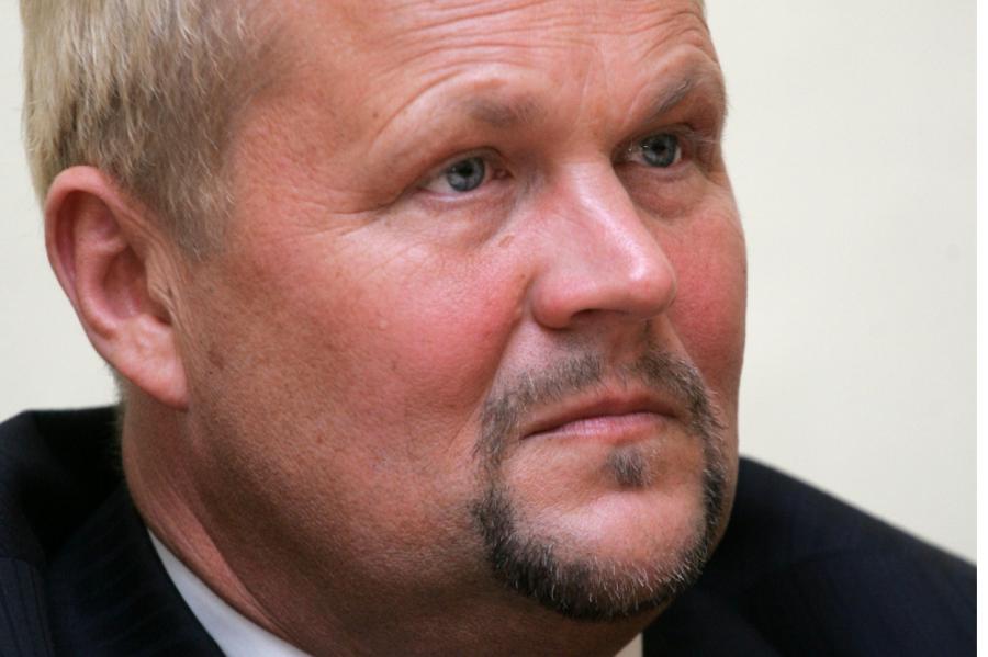 Vieni vienīgi paķīši un viņiem līdzīgie! Ekspolitiķis Vents Balodis pamet Rīgu