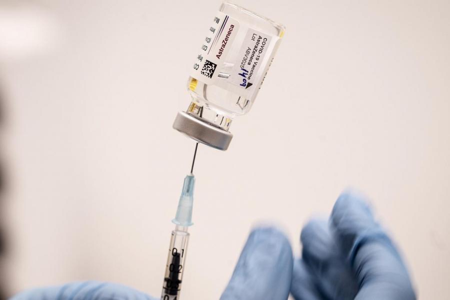 Latvija saņēmusi 43 200 "AstraZeneca" ražotās vakcīnas devu
