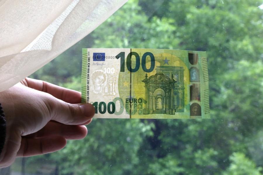 Garkalnes novada senioriem un skolēniem piešķirs 100 eiro pabalstu