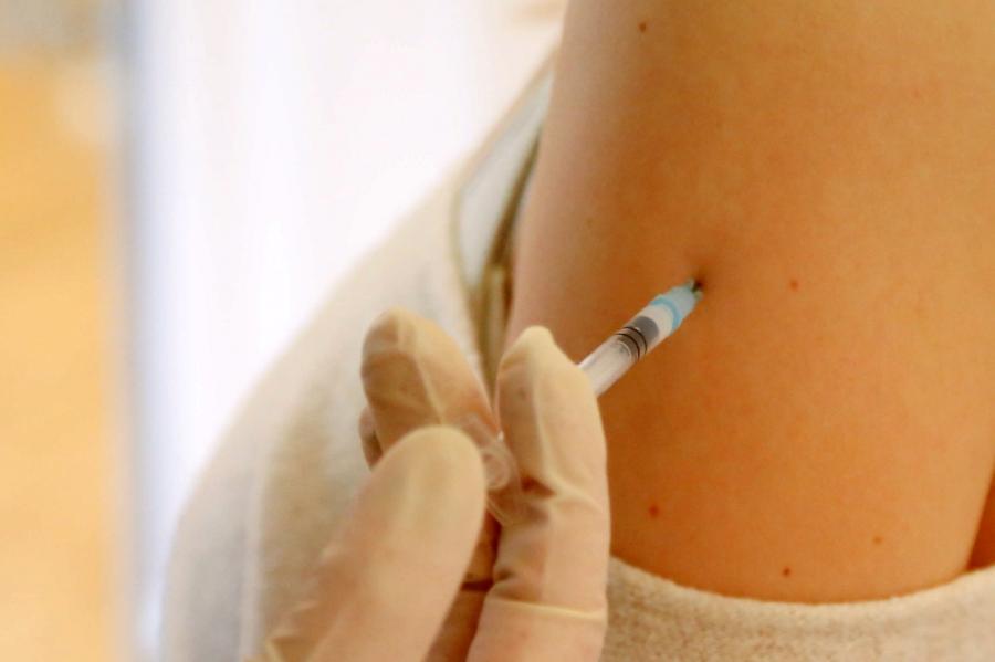 Marta nogalē pēc vakcinēšanās saņemts 51 ziņojums par blakusparādībām
