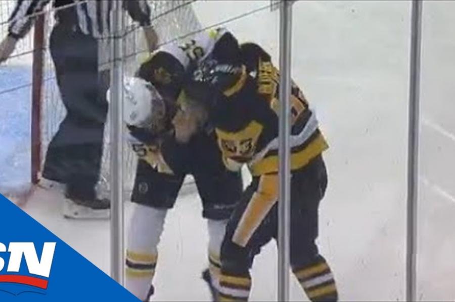 VIDEO. Bļugers pamatīgi izkaujas ar pretinieku Penguins zaudējumā Bruins