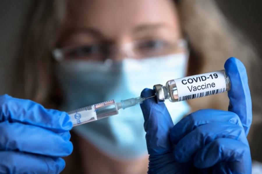 Pirmdien palikušas neizmantotas aptuveni 2-2,5% vakcīnu pret Covid-19