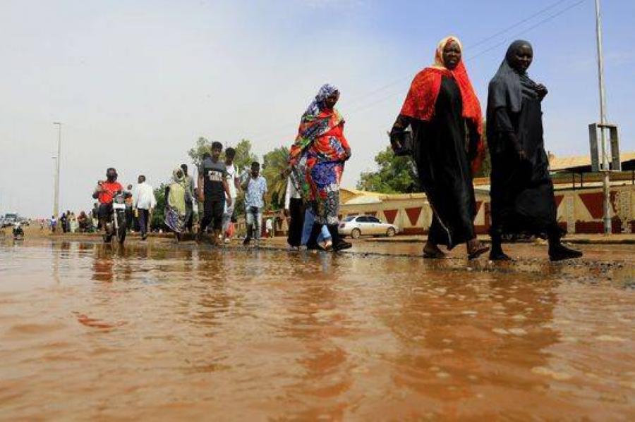 Sākoties lietus sezonai, plūdos Sudānā gājuši bojā 84 cilvēki (+VIDEO)