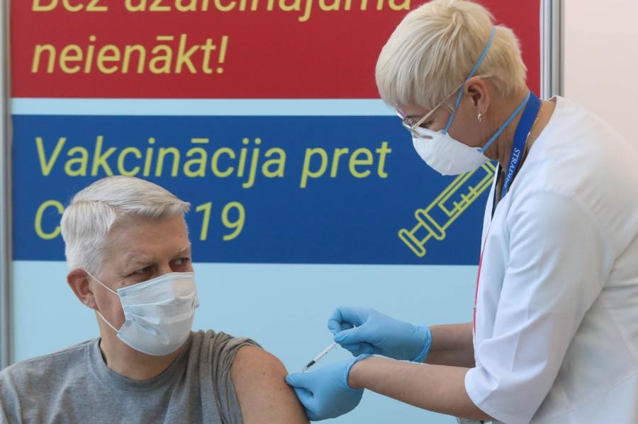 Vakcinācijas vēstnesis eksprezidents Valdis Zatlers saslimis ar Covid-19