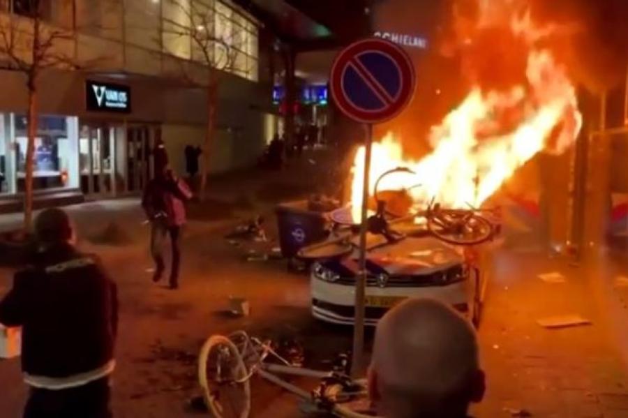 Nīderlandē turpinās vardarbīgi protesti pret Covid-19 ierobežojumiem (+VIDEO)