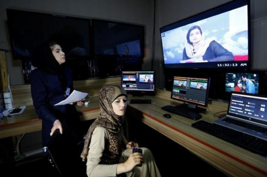 Afganistānas talibu valdība ierobežo sieviešu iespējas strādāt televīzijā