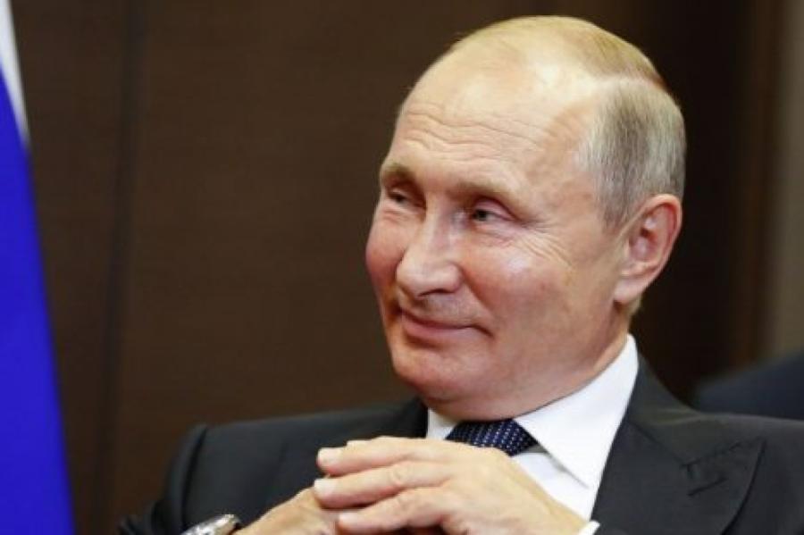 Lielbritānija neizslēdz sankciju piemērošanu Putinam