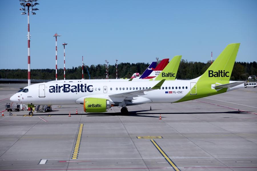 airBaltic aptur nakts lidojumus uz Ukrainu