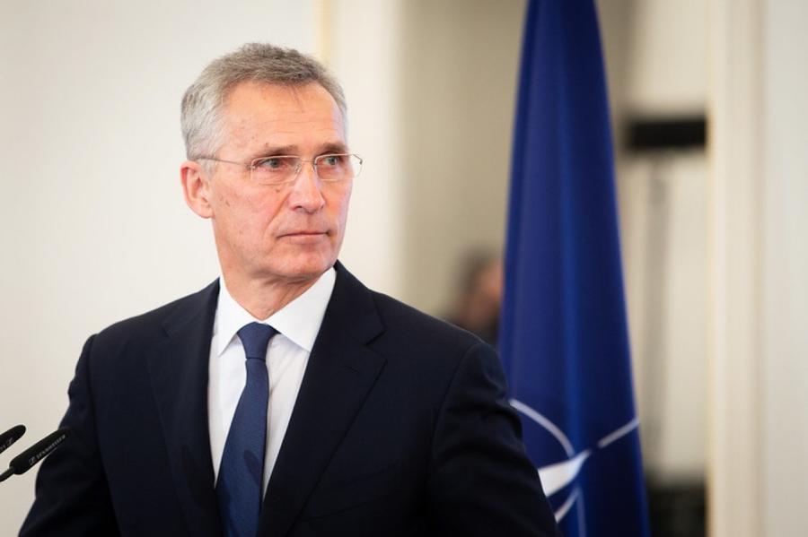 Stoltenbergs paliks NATO ģenerālsekretāra amatā gadu ilgāk