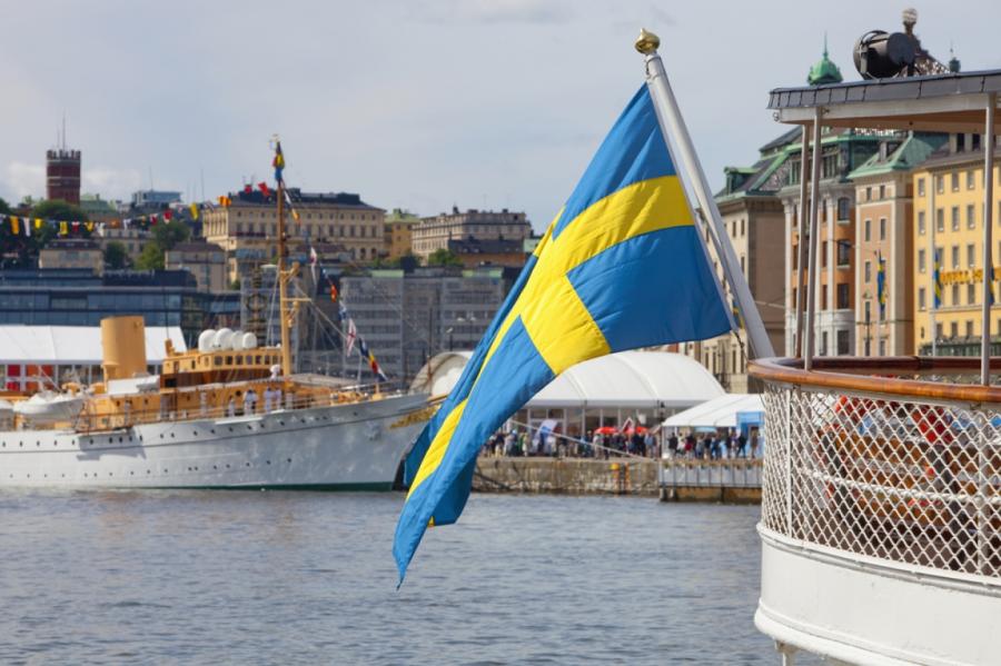 Zviedrijā pieprasa referendumu par iespējamo pievienošanos NATO