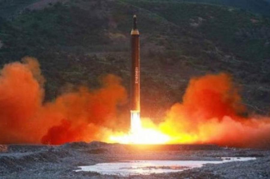 Seula: Ziemeļkoreja palaidusi ballistisko raķeti
