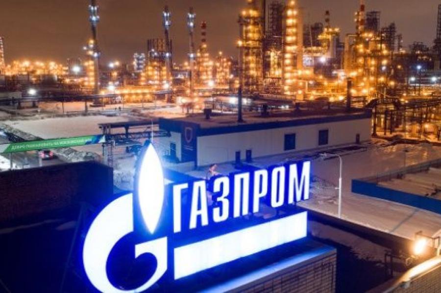 Krievija: Aptuveni puse Gazprom klientu atvēruši rubļu kontus