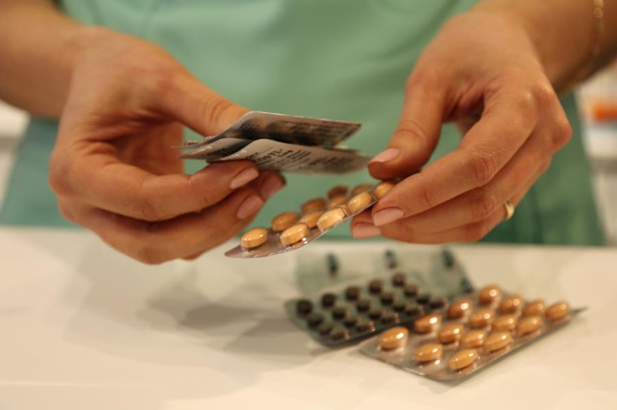 Asociācija brīdina: var tikt apdraudēta ļoti dārgu zāļu pieejamība Latvijā