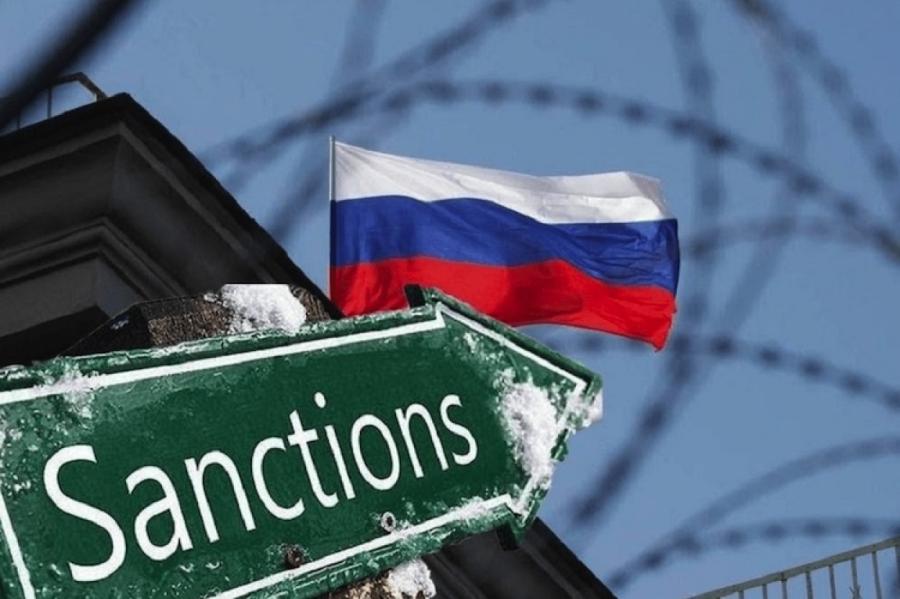 No pirmdienas pastiprinātas ES sankcijas pret Krieviju