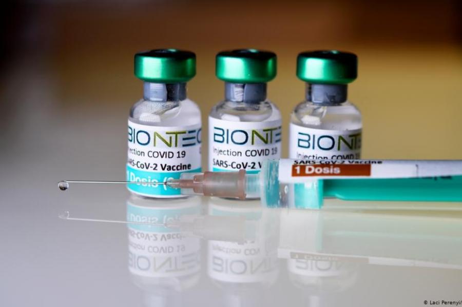 Pfizer vakcīnas līdzizstrādātājas BioNTech peļņa pusgadā kāpusi par 37,2%