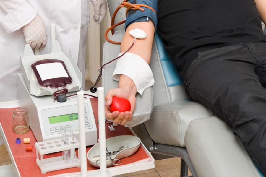 Jautājam speciālistam. Vai ikviens var kļūt par asinsdonoru?