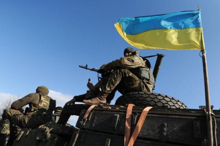 Ukrainas dienvidos iznīcinātas 5 krievu munīcijas noliktavas un 3 tanki
