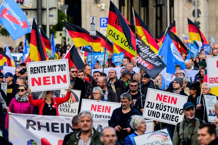 Vācijā atkal protestē pret enerģētikas politiku un atbalstu Ukrainai (+VIDEO)