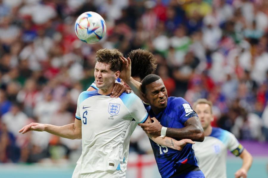 Anglijas un ASV izlases neizmanto iespējas un spēlē bezvārtu neizšķirti