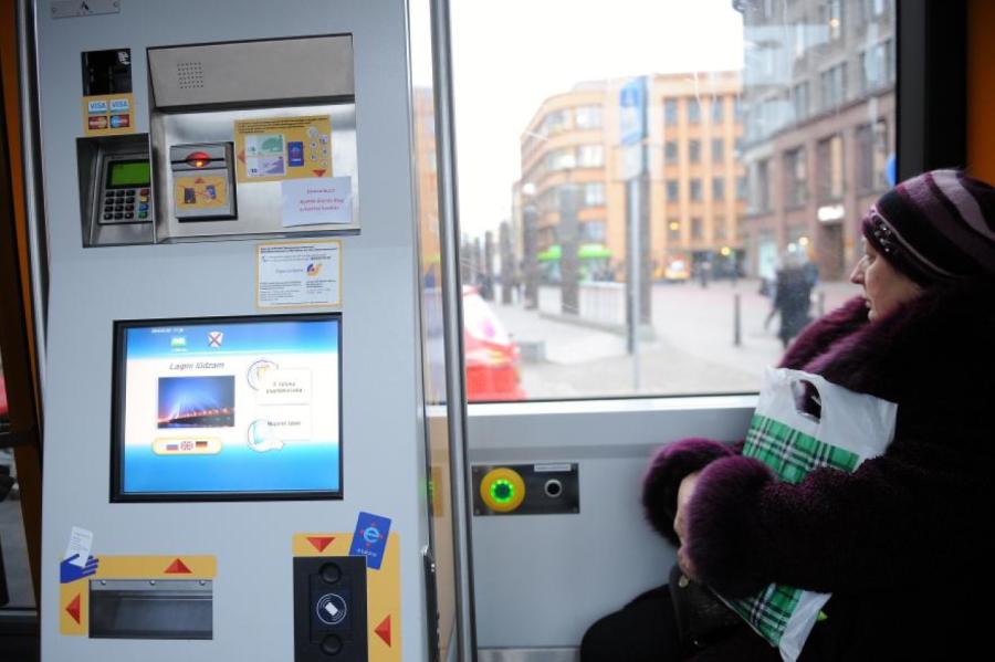 Sākts tirgot jauno tarifu Rīgas sabiedriskā transporta biļetes