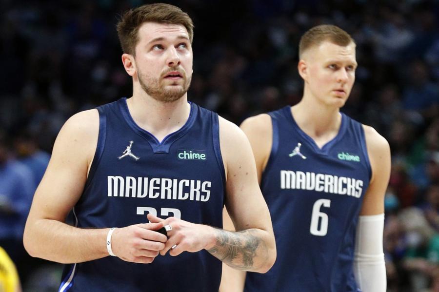 Porziņģim double-double, bet Wizards pārliecinoši zaudē Pelicans (+VIDEO)