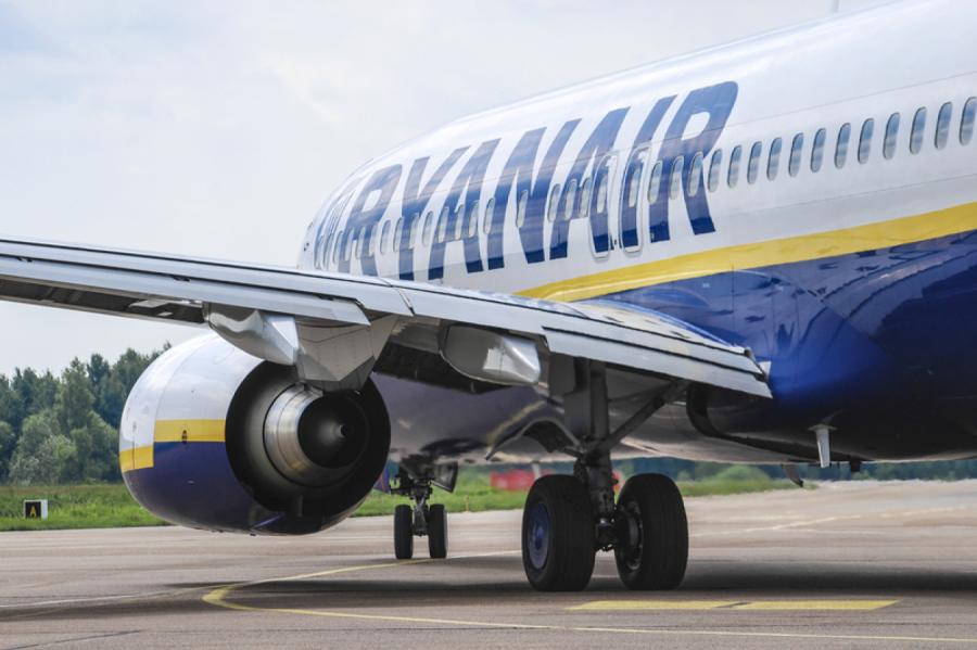 Ryanair slēgs bāzi Briseles galvenajā lidostā