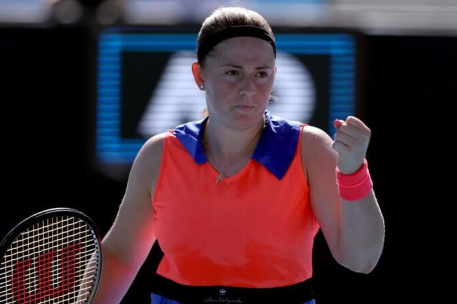 Ostapenko pirmo reizi karjerā sasniedz Australian Open ceturtdaļfinālu (+VIDEO)