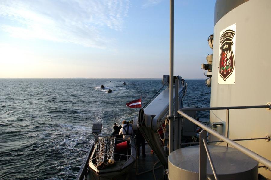 Latvijas jūras sakaru kabeļa pastiprinātā aizsardzībā iesaistīs armiju