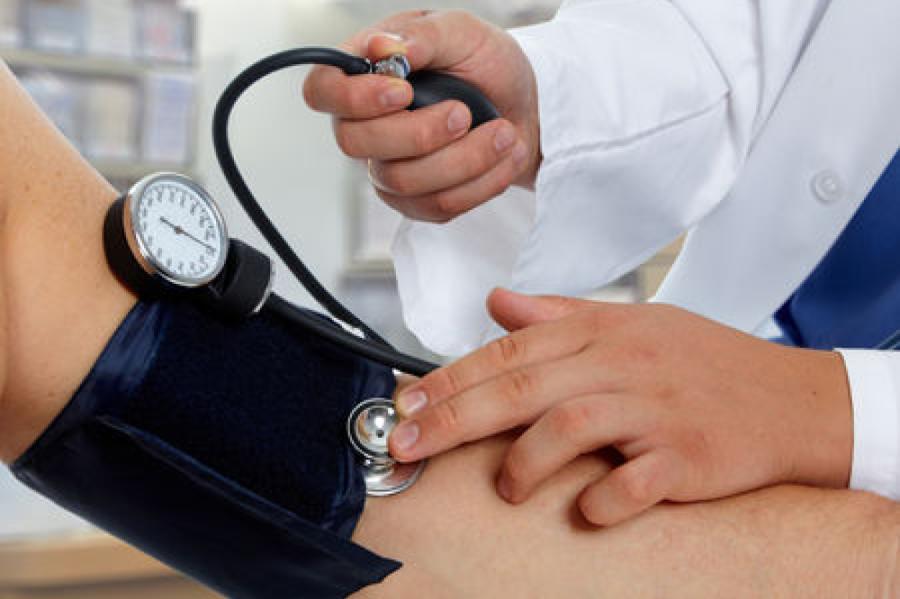 Profilaktiskajās pārbaudēs iedzīvotāji visbiežāk mēra asinsspiedienu