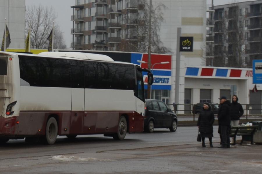 Autobuss debesīs: Ceļot nav droši, Konkurences padome atklāja karteli