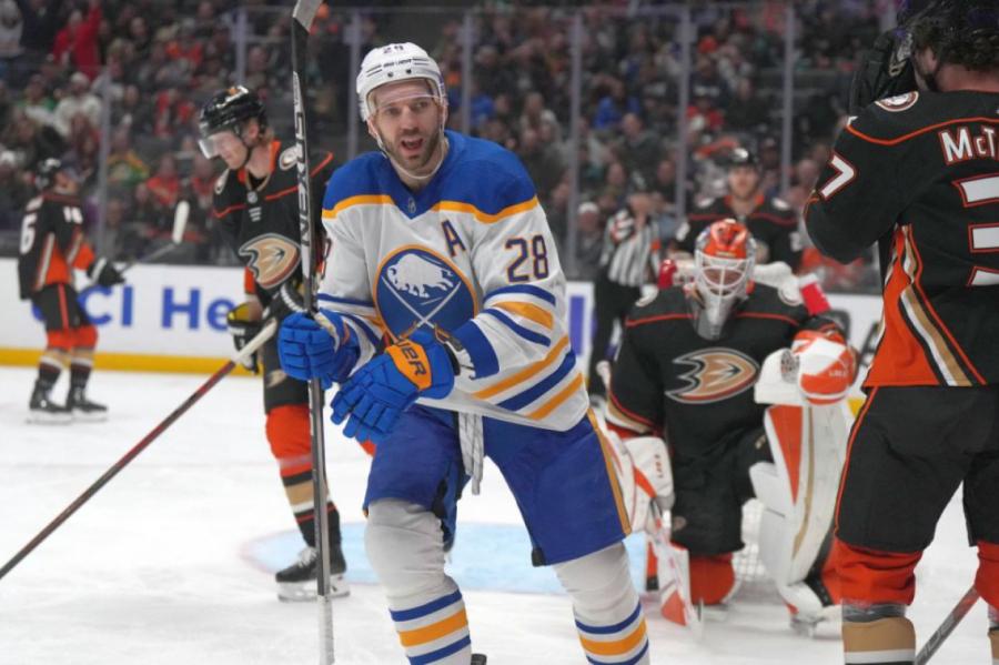 Girgensons gūst vārtus Sabres uzvarā pār Ducks (+VIDEO)