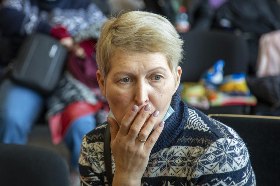 Bēgļi no Ukrainas par kara noziegumiem liecina ne pārāk aktīvi - prokurore