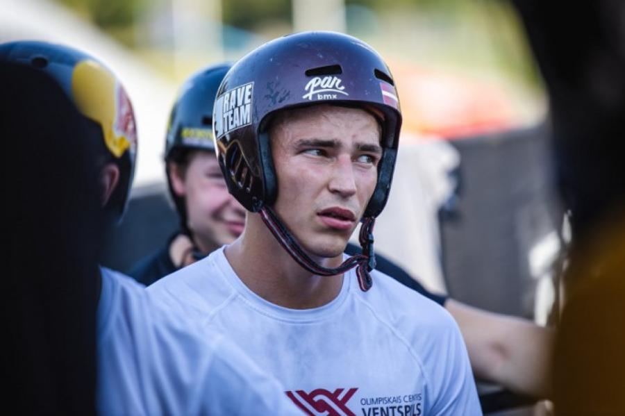 Ernests Zēbolds Pasaules kausa sacensībās BMX frīstailā izcīna 15.vietu