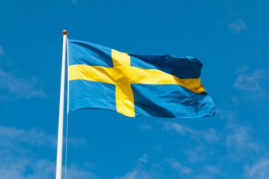 Zviedrija grib sekot Dānijas piemēram stingras migrācijas politikas jomā