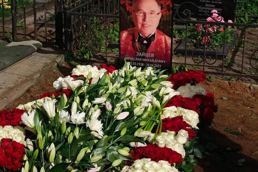 Zaiceva dēls izsaka aizdomas par tēva nāves iemeslu