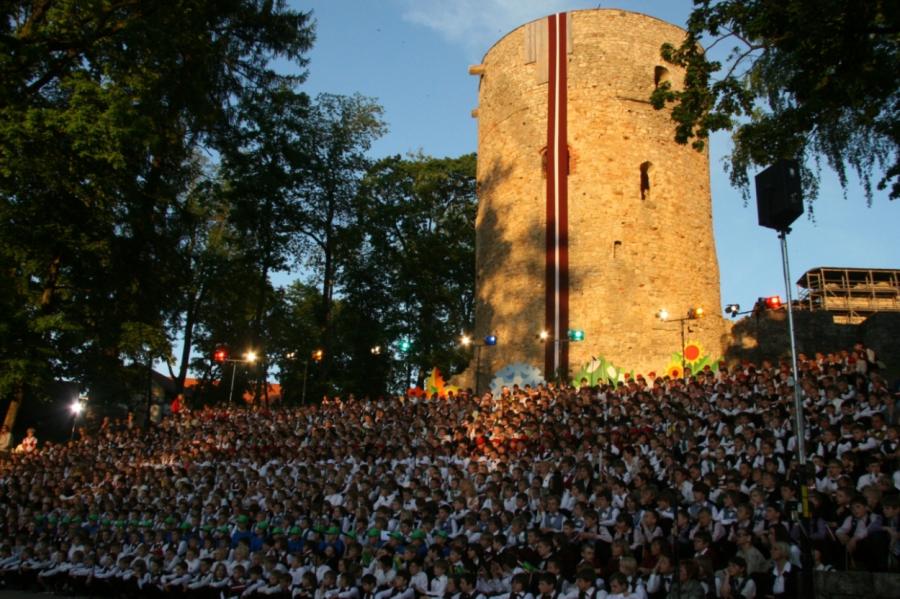 Cēsīs norisināsies XI Latvijas zēnu koru salidojums Puikas! Dziedāsim!